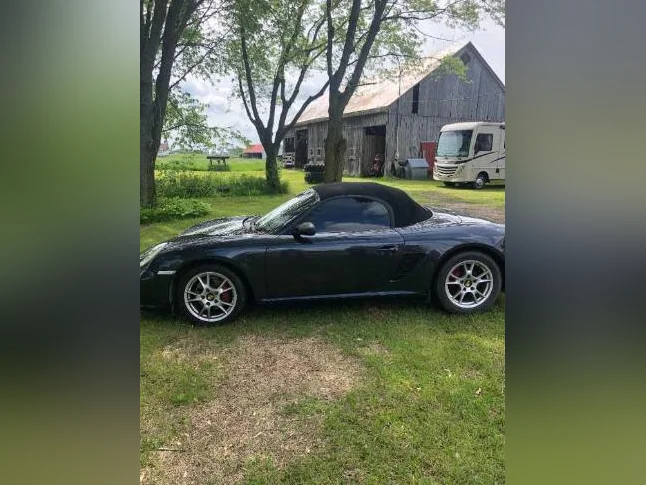 Porsche Boxter thumbnail 6