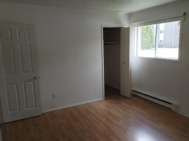Logement Grand 4 1/2 thumbnail 5