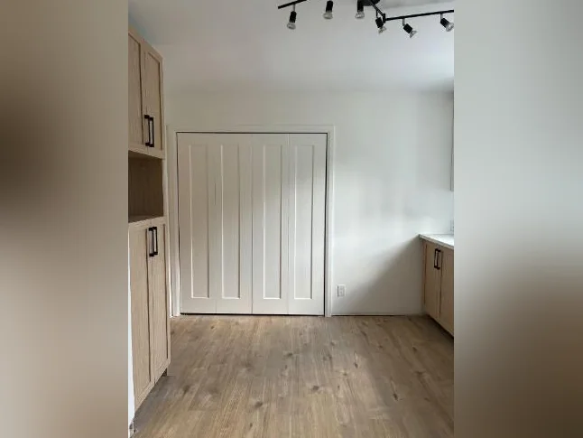 Logement 3 1/2 à louer thumbnail 8