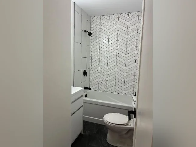 Logement 3 1/2 à louer thumbnail 9