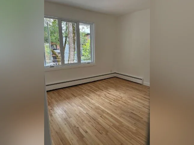 Logement 3 1/2 à louer