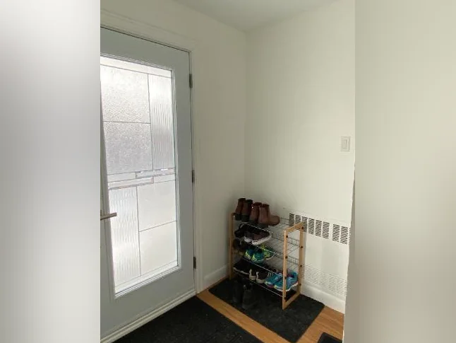 Logement 3 1/2 à louer thumbnail 10