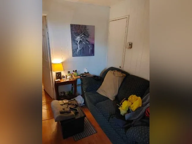 2 1/2 Disponible dans un Grand 9 pièces