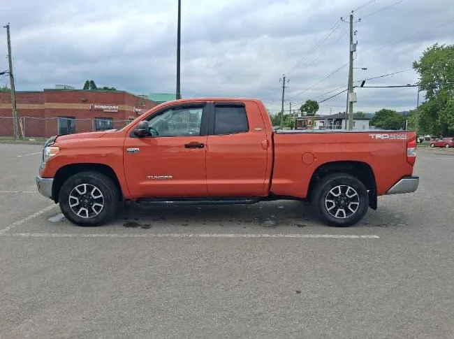 Toyota tundra 2017 SR5 TRD OFF ROAD thumbnail 7
