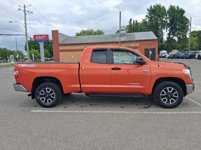 Toyota tundra 2017 SR5 TRD OFF ROAD thumbnail 5