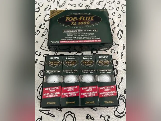 12 balles de golf de qualité pour $10
