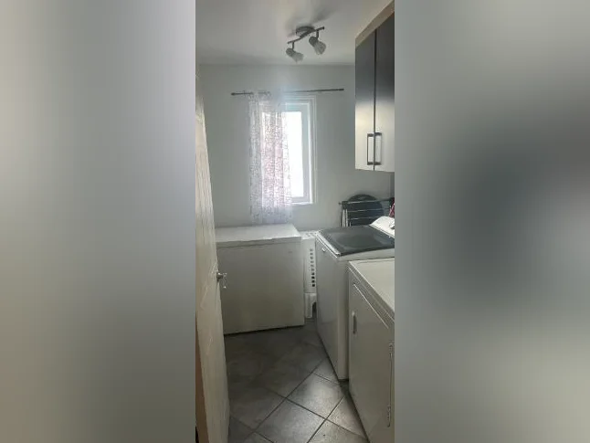 5 et demi avec garage et salle de lavage Joliette thumbnail 8