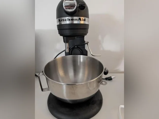 Batteur sur socle KitchenAid Professional 5 Plus