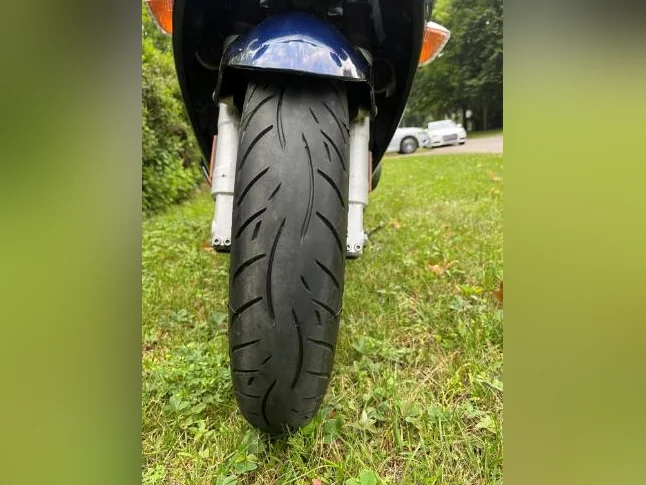 Yamaha FJR1300 2012 thumbnail 10