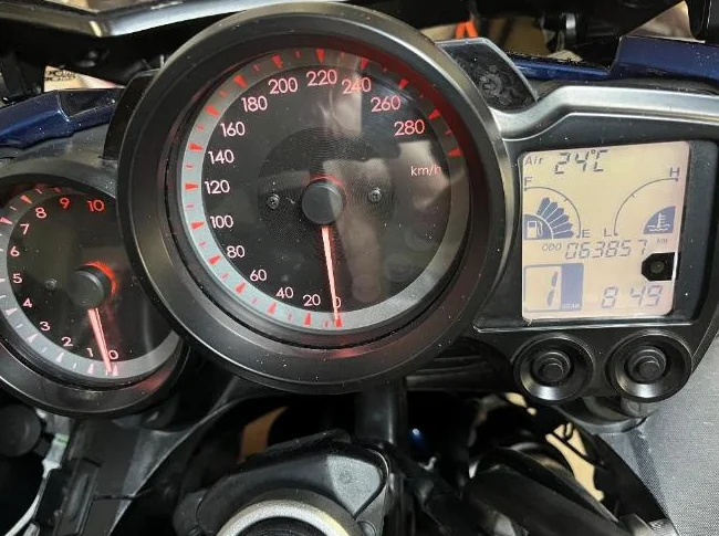 Yamaha FJR1300 2012 thumbnail 6