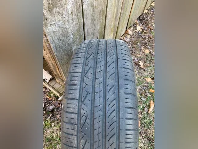 Roues origine Mazda 20 po avec pneus été thumbnail 3