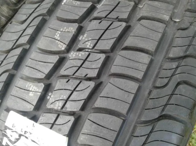 Pneus d'été 275/55R20 flambant neufs 275/55/20 thumbnail 5