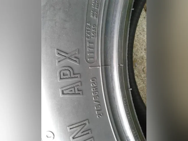 Pneus d'été 275/55R20 flambant neufs 275/55/20 thumbnail 3