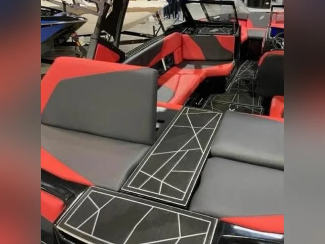 Bateau de Wake Surf Tigé ATX 20 Type S 2022   *** ENCORE SOUS GARANTIE JUSQU’EN 2027 ET AUCUNE TAXE *** thumbnail 4