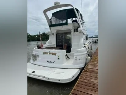 1996 Cruisers Yacht 3580 diesel 2X300 flybridge