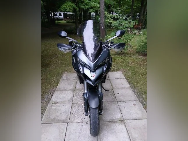 2019 multistrada 1260s thumbnail 2