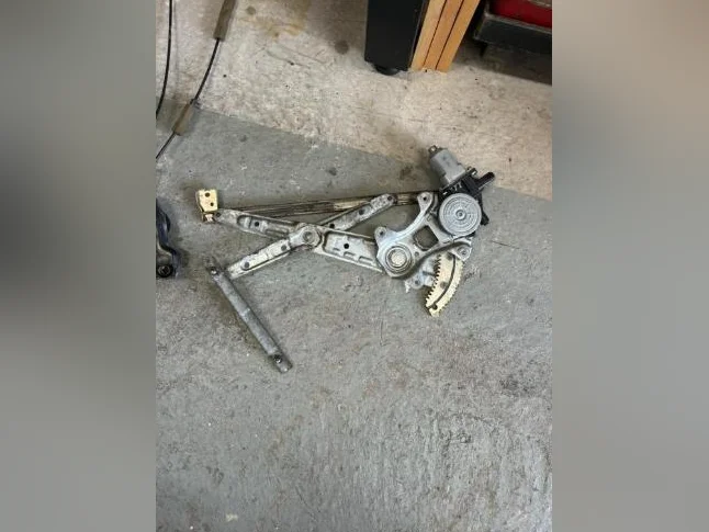 Honda civic 2012 Pièces pour portière chauffeur(gauche)