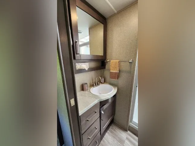 Fifth Wheel 2022, Grand Design, Reflection Serie 150 SE, Modèle 226RK, 27' thumbnail 9