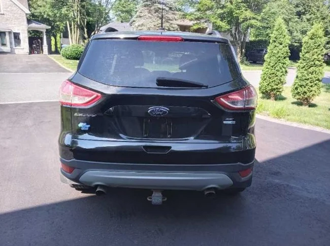 ford escape se 4x4 Ecobost  full équipé avec caméra de recule démarreur a distance roule super bien prix ferme thumbnail 5