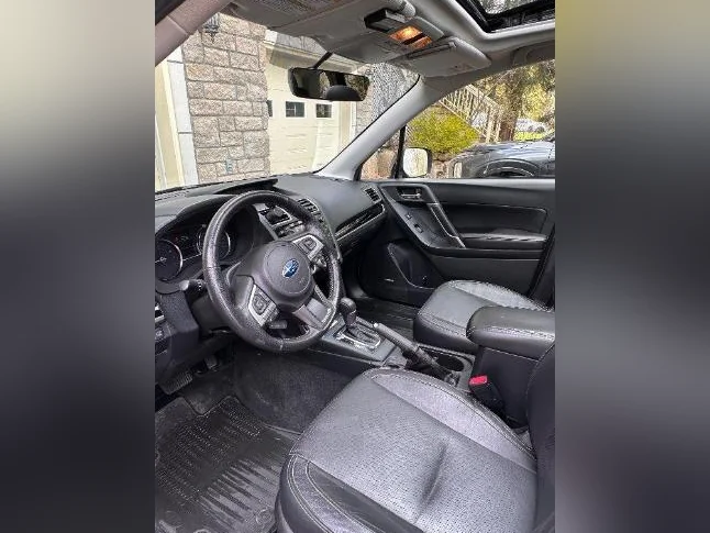 2017 Subaru Forester  2.0XT  a vendre thumbnail 9