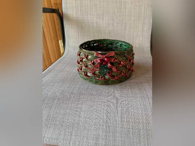 Panier qui pourrait servir à la fabrication d'un panier de Noël !