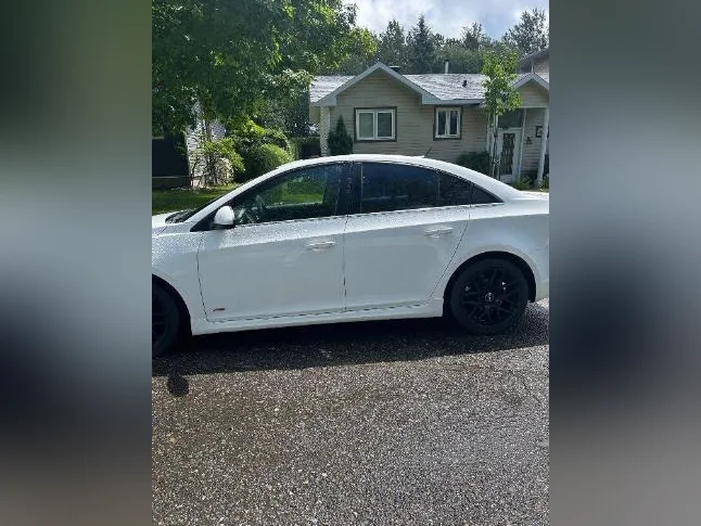 Chevrolet Cruze thumbnail 7
