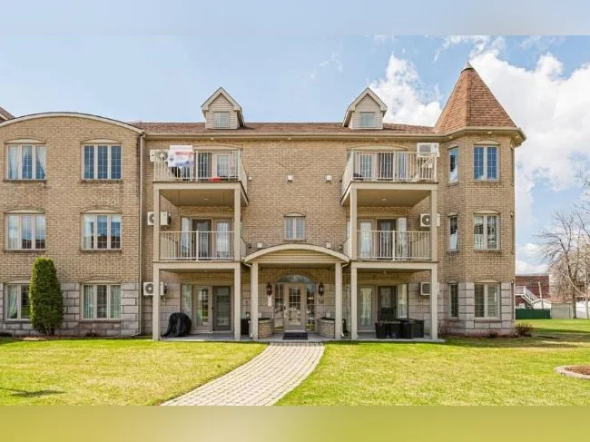 Condo a Louer ( Rosemère - Boisbriand )
