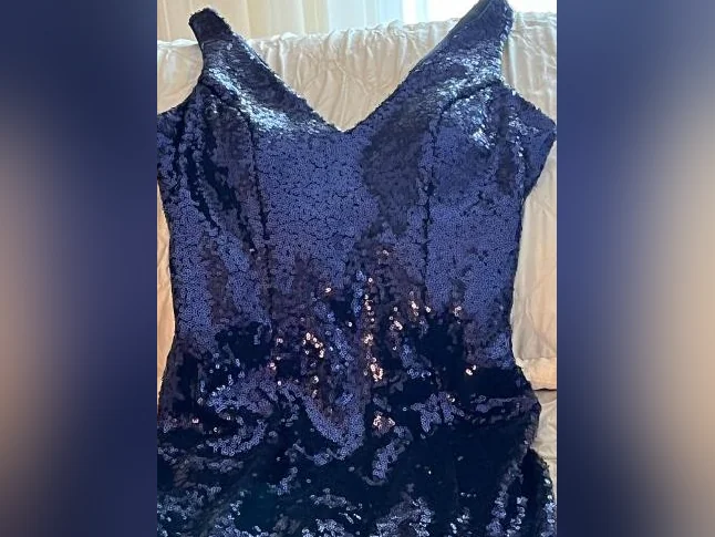 Robes de graduation ou autre occasion thumbnail 2