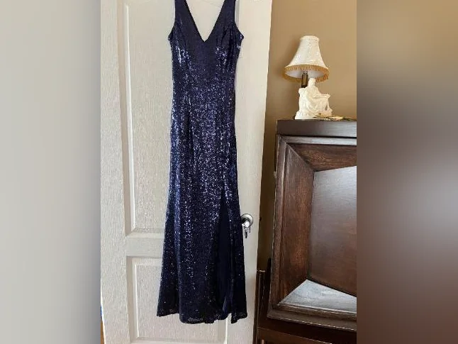 Robes de graduation ou autre occasion thumbnail 5