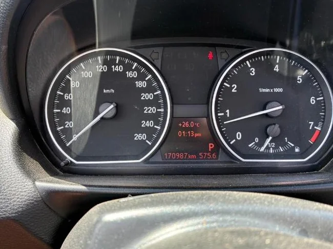 BMW 128i convertible 2011 thumbnail 10