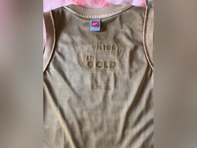 À vendre maillot Basket Authentique thumbnail 6