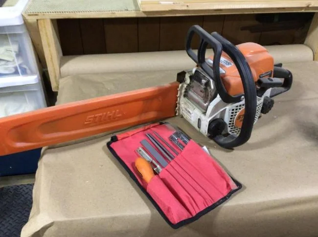 Scie à chaîne de marque Stihl MS170