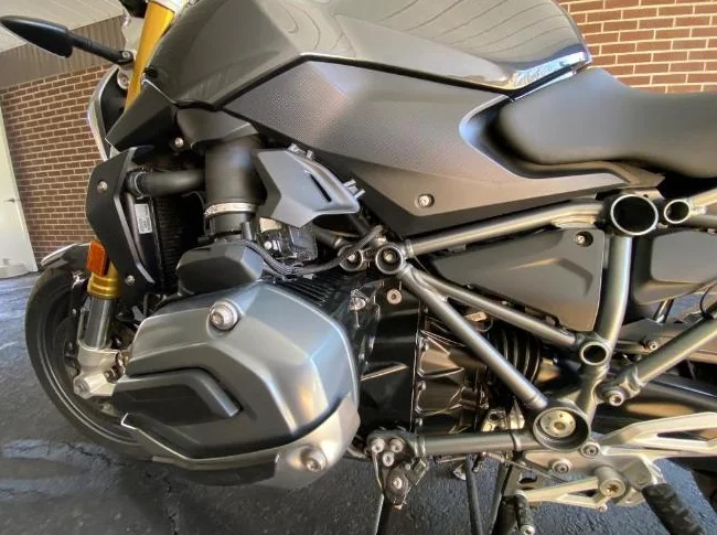2017 BMW R1200R 4500km thumbnail 5