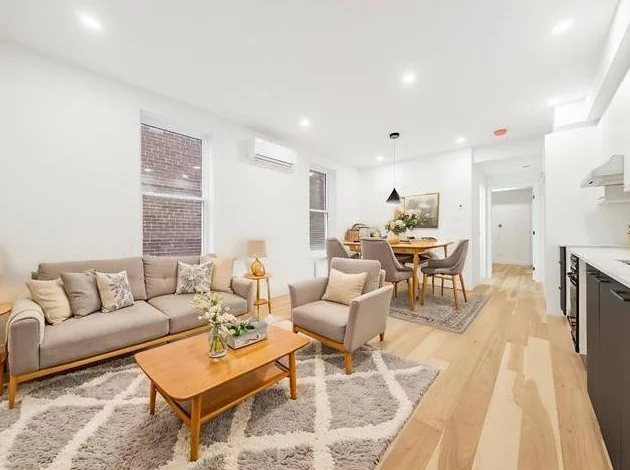 2 Chambres tout rénové au rez-de-chaussée