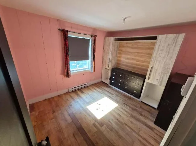 Chambre a louer pour août 01