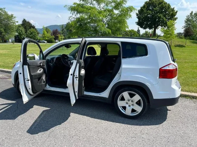 Chevrolet Orlando LTZ 2012 thumbnail 3