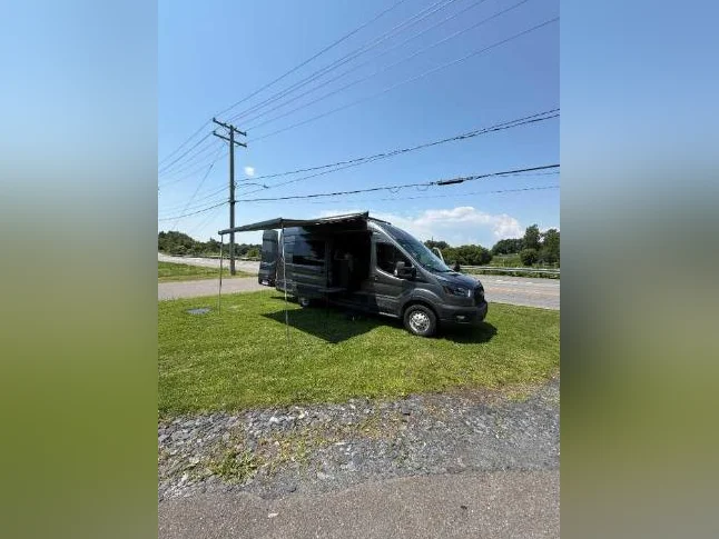 FORD TRANSIT 350 AWD HIGH-ROOF (2024) – HAUT DE GAMME & 100 % CLÉ EN MAIN
