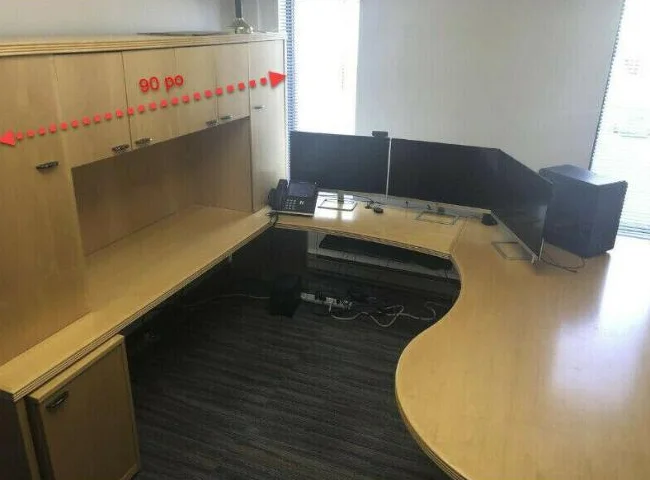 Très gros bureau en érable avec lumière intégrée 5 morceaux