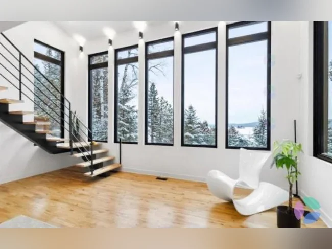 Chalet à louer luxueux sur le lac Ouareau thumbnail 2