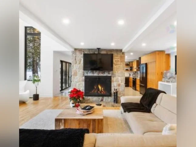 Chalet à louer luxueux sur le lac Ouareau thumbnail 4