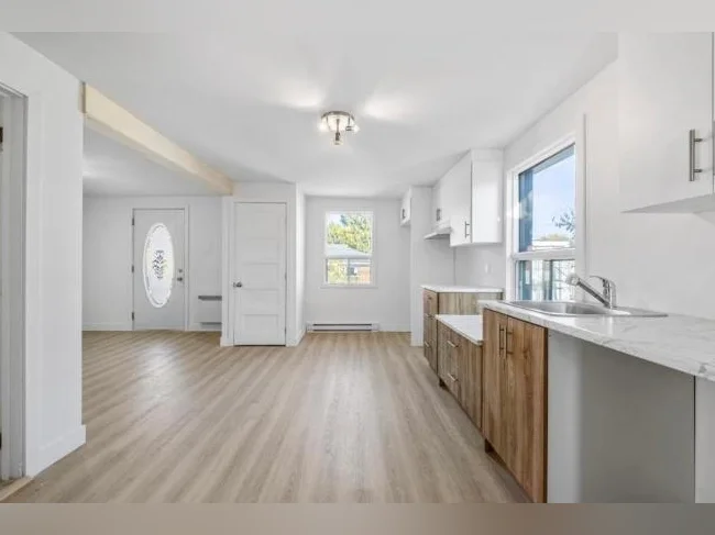4 1/2 Fully renovated in Saint Jerome thumbnail 3