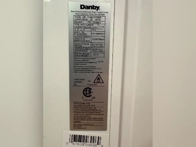 Air climatisé 10 000 BTU "Silencieuse" - **Utilisé 2 mois seulement** thumbnail 6
