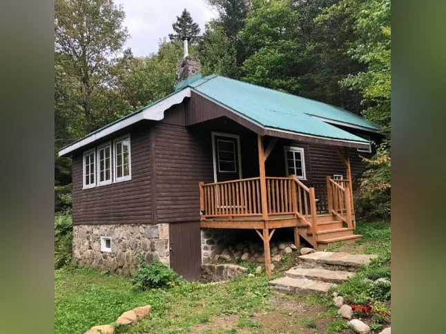❄️ Chalet au bord du lac – Internet haute vitesse – Foyer – Ski à moins de 10 min – Hiver 2026-2027