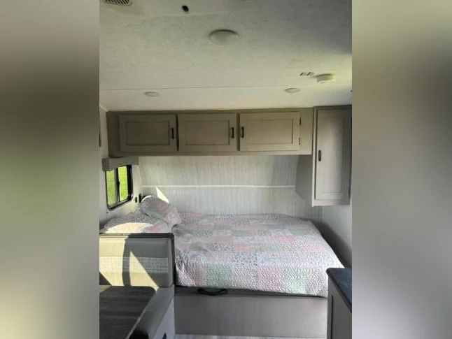 Roulotte Clipper Coachmen 2023 thumbnail 3