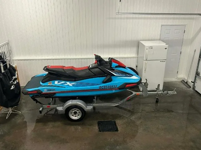 Yamaha VX Deluxe