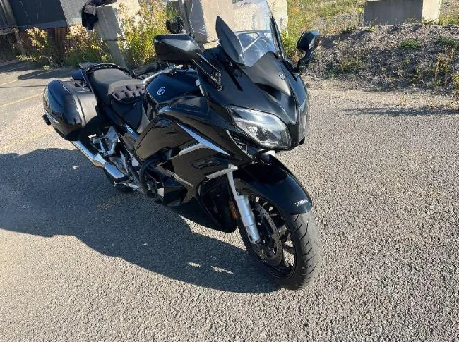 Motovyclette 2017 thumbnail 2