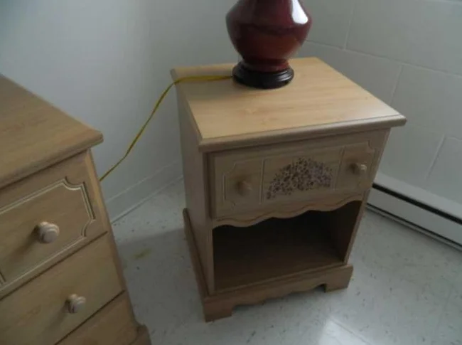 BUREAU DE CHAMBRE À COUCHER AVEC TABLE DE NUIT thumbnail 4