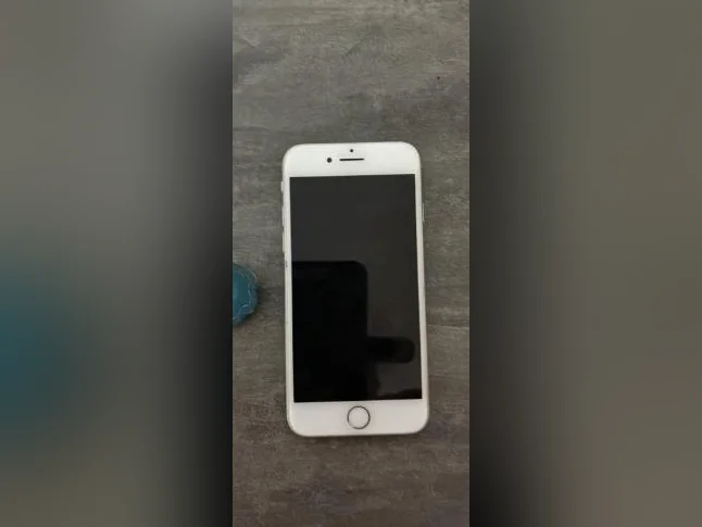 iPhone 8
