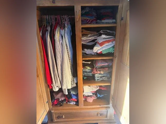 GRANDE ARMOIRE DE RANGEMENT EN PIN - BEAU MEUBLE thumbnail 4