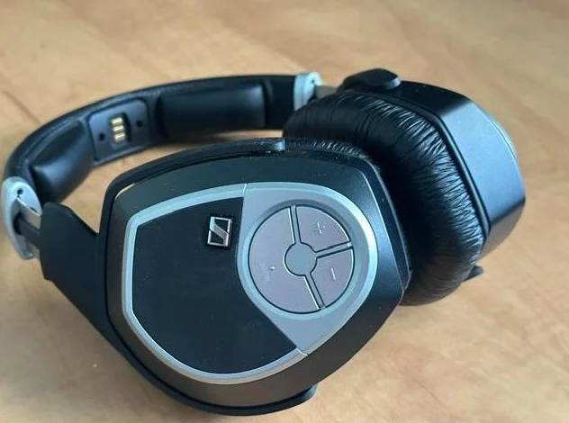 Casque écoute s-fil pour malentendant Seinheiser RS195 thumbnail 3